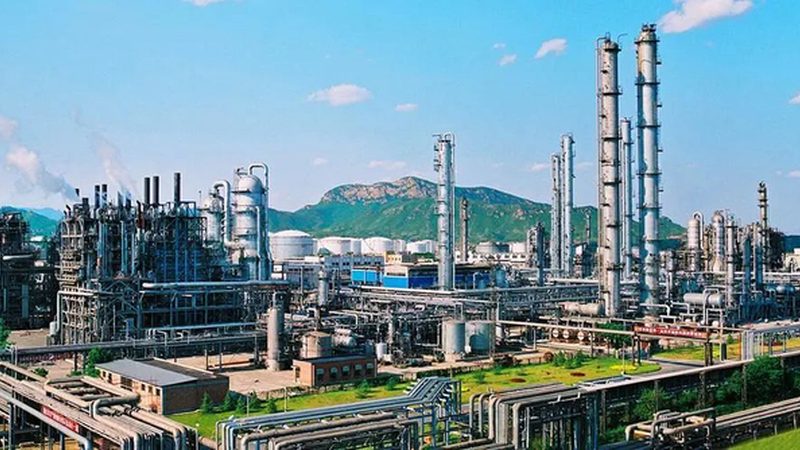 PVC塑料原料与PP塑料原料价格对比解析